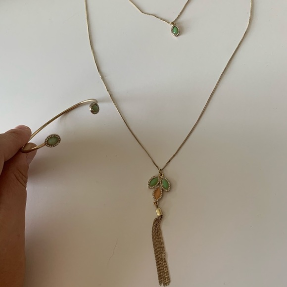 LC Lauren Conrad Multi-Row Necklace and Bracelet - Picture 8 of 9